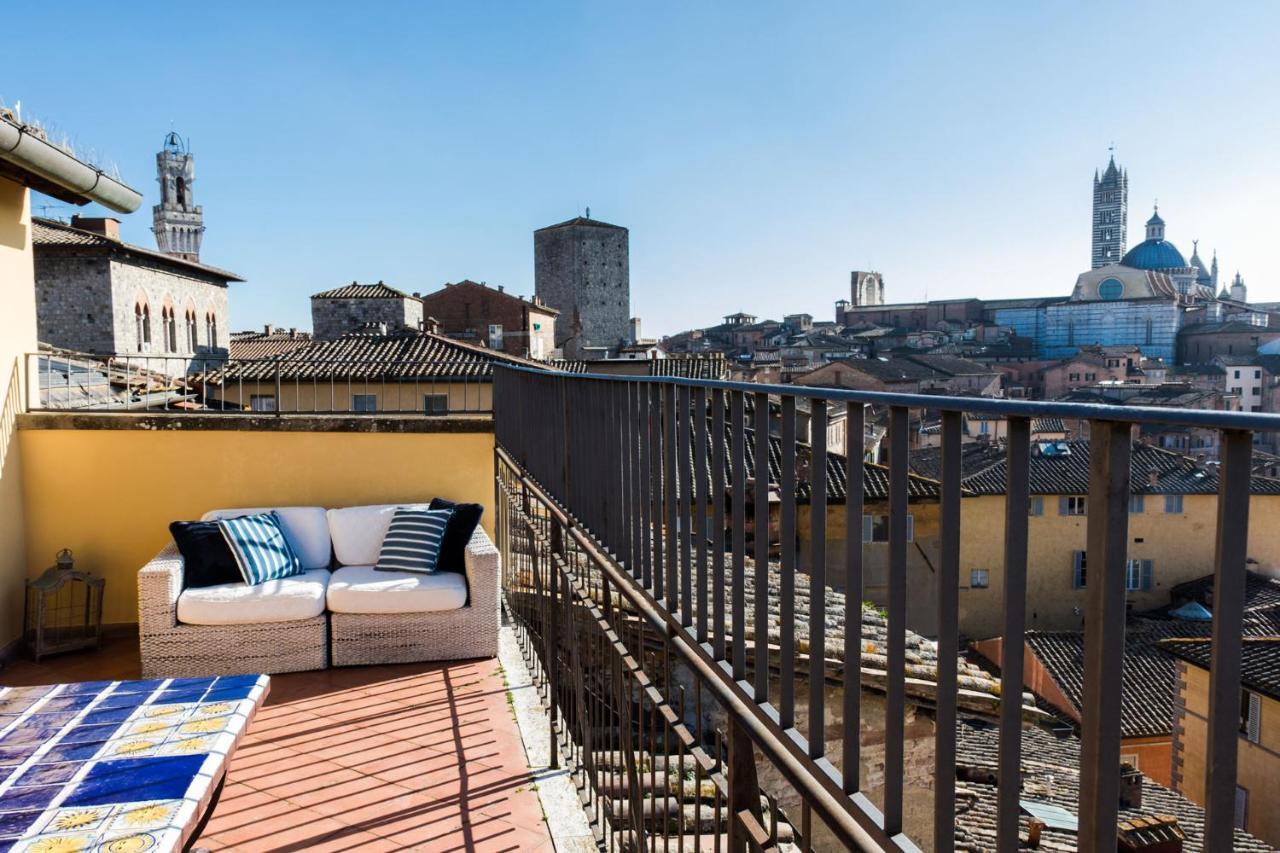 Апартаменты La Terrazza Sul Duomo Сиена Экстерьер фото
