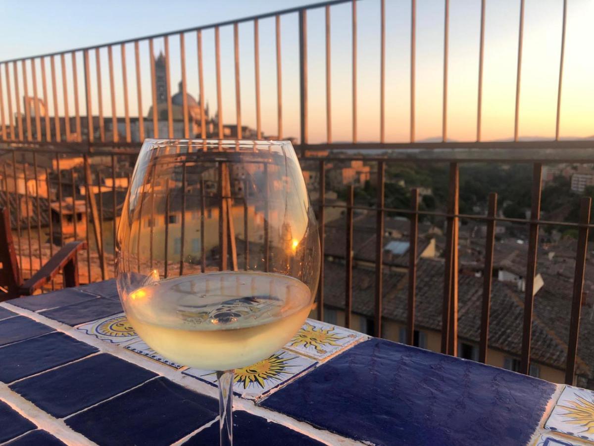 Апартаменты La Terrazza Sul Duomo Сиена Экстерьер фото